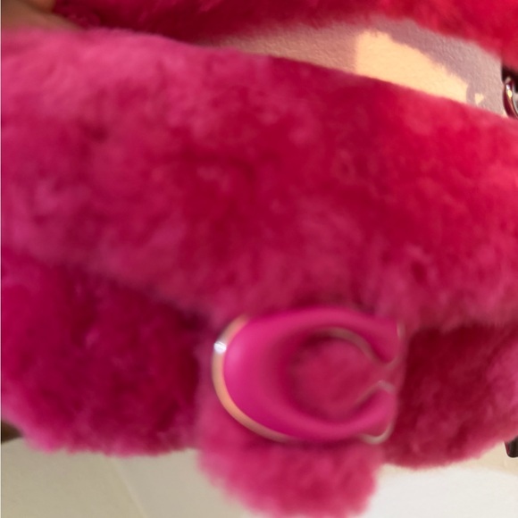 Coach Micro Tabby Faux Fur Women's Bag - Picture 4 of 6